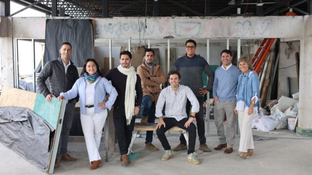 Flipeame! / Corporativo